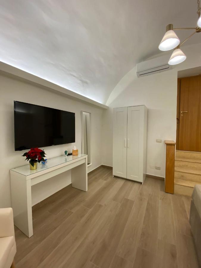 Paura Suite Apartment نابولي المظهر الخارجي الصورة