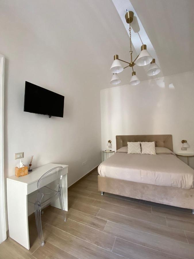 Paura Suite Apartment نابولي المظهر الخارجي الصورة